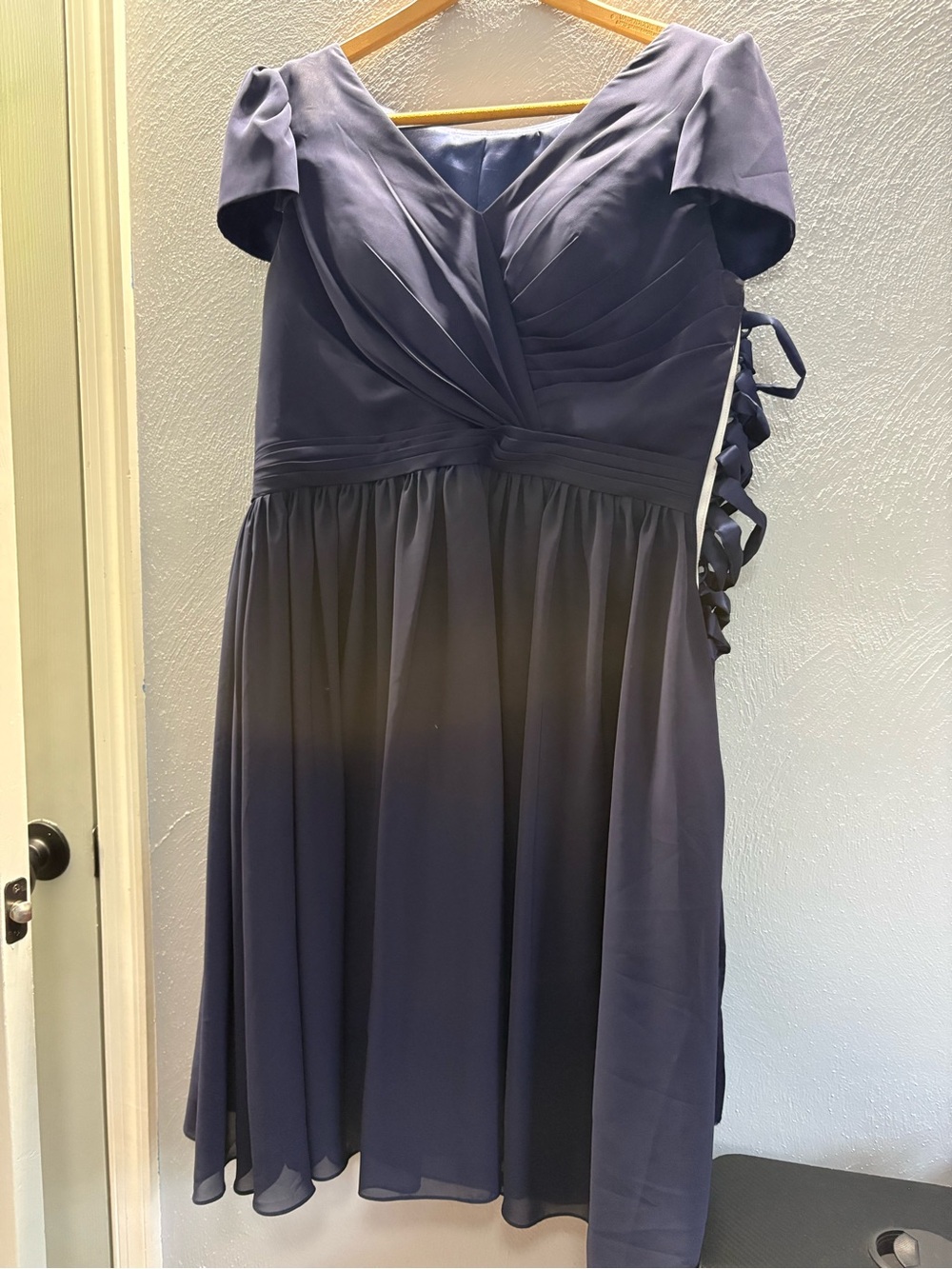 Elegant Navy Blue Women’s Cocktail Dress